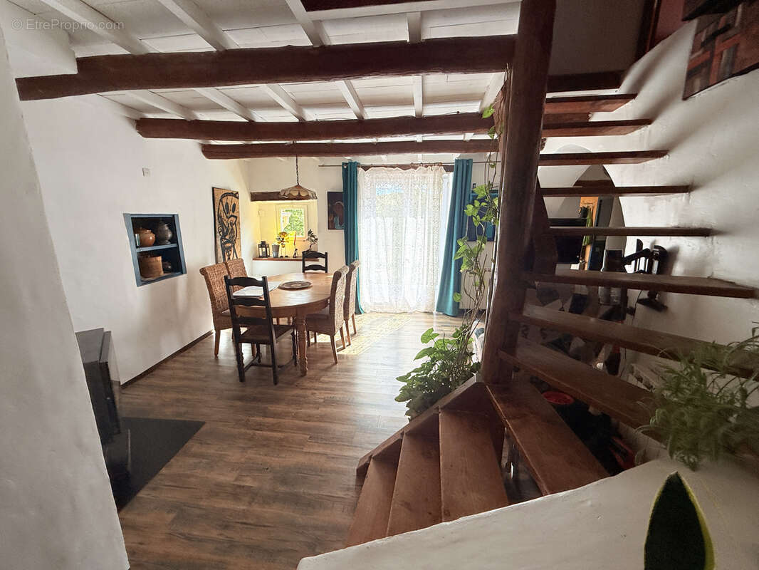 Superbe maison en pierre a la vente - photo 9