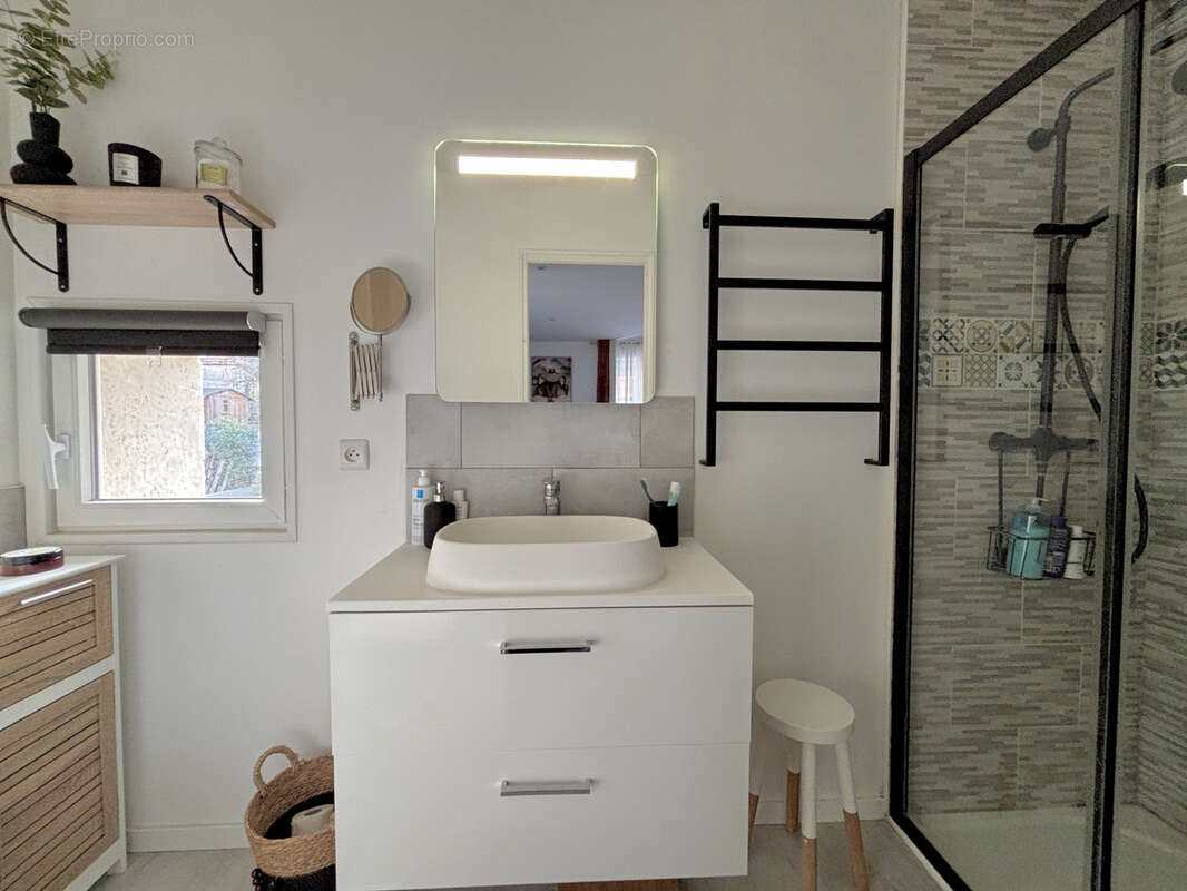 Maison à CRESSERONS