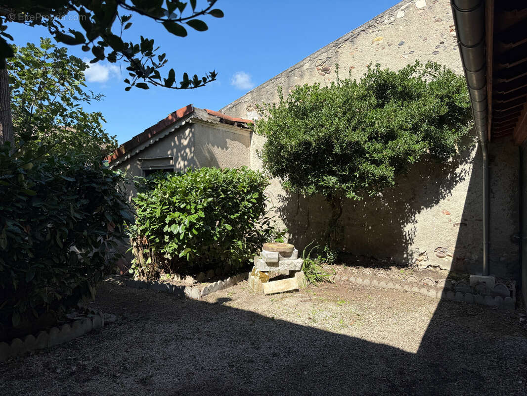 Maison à MARTRES-TOLOSANE