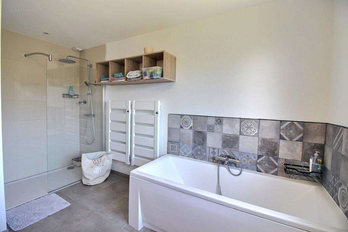 Maison Fontenay 6 pièce(s) 220 m2 - photo 8