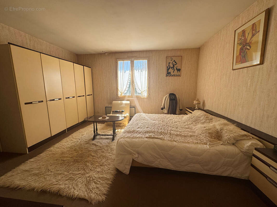 Maison à LA FERTE-IMBAULT