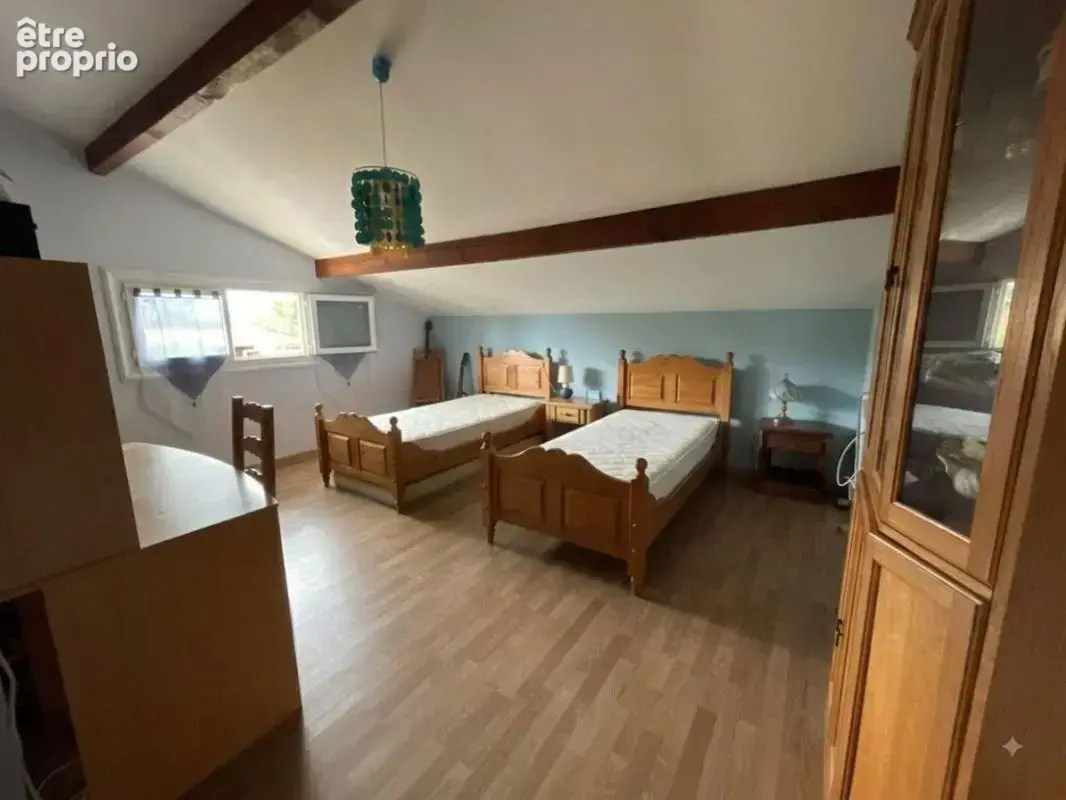 Charmante maison individuelle à vendre à Pujo-le-Plan – Un cadre de vie paisible - photo 8