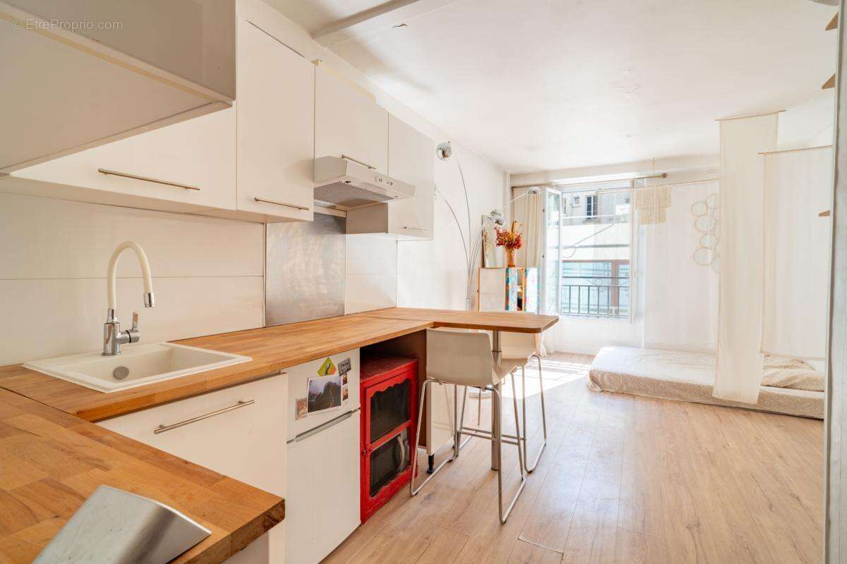 Appartement à PARIS-7E