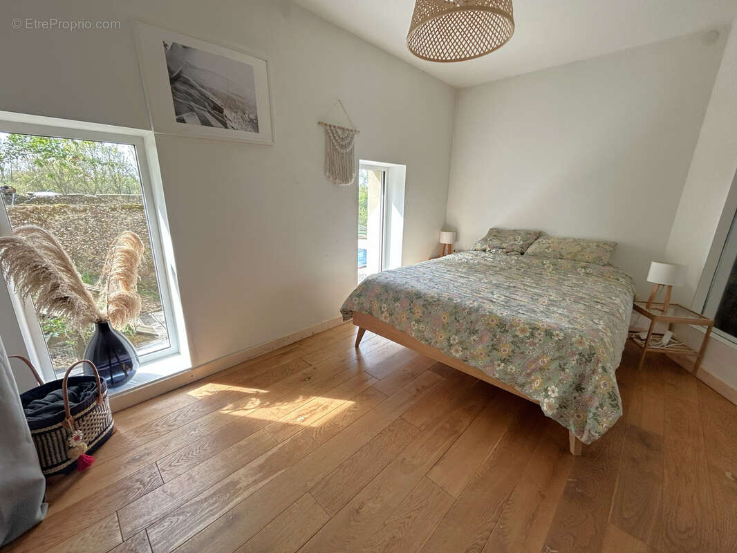 Maison à VILLARS-LES-DOMBES