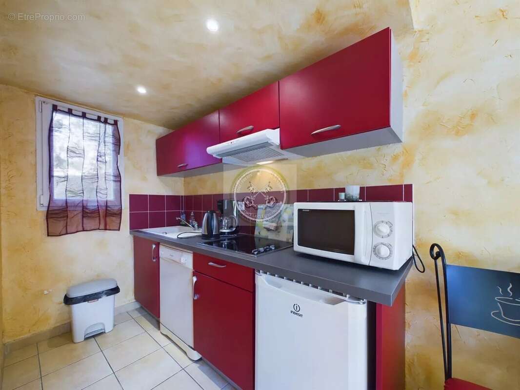 Maison à ROQUEBRUNE-SUR-ARGENS