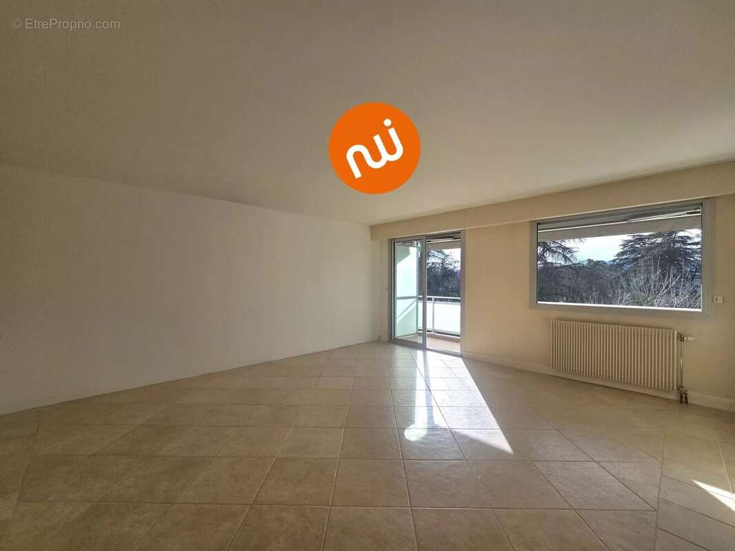 Appartement à TASSIN-LA-DEMI-LUNE