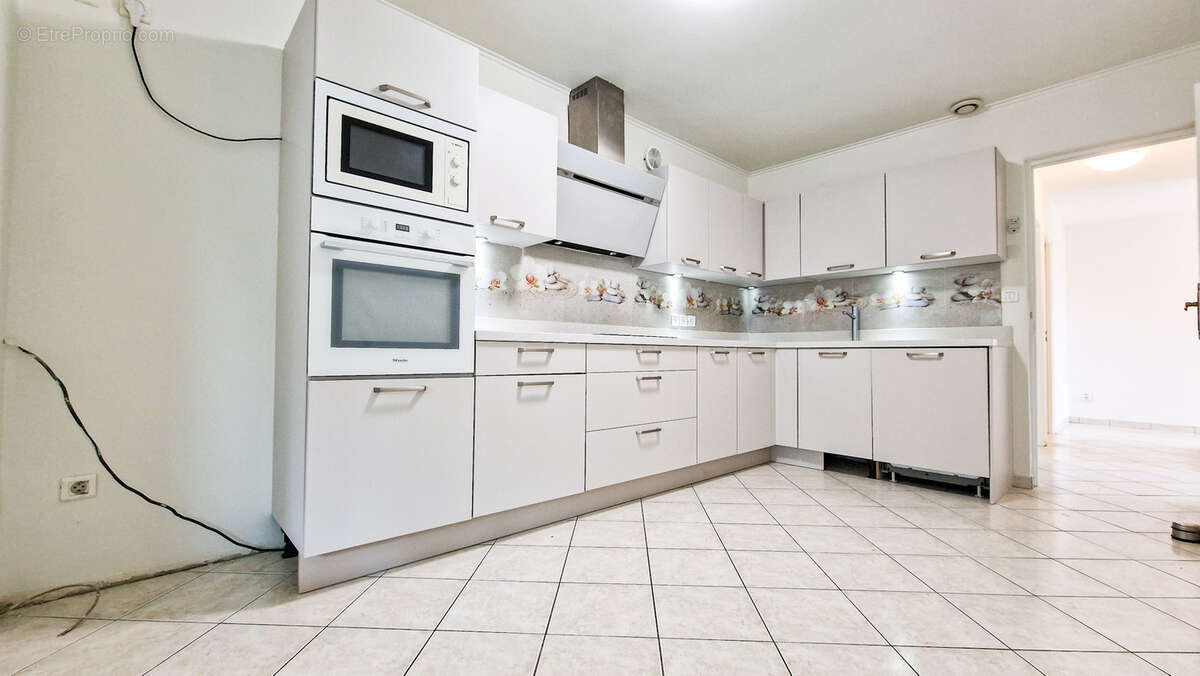 Maison à SARTROUVILLE