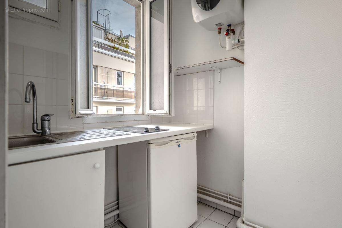 Appartement à PARIS-11E