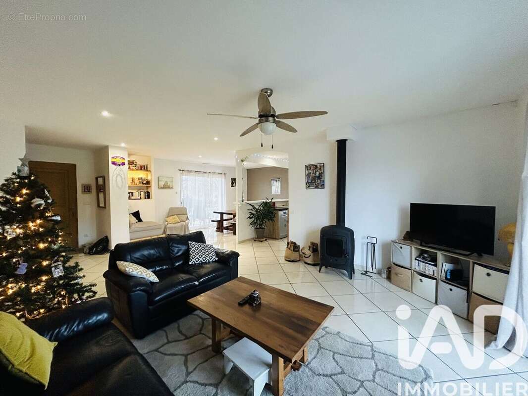 Photo 3 - Maison à LAVARDAC