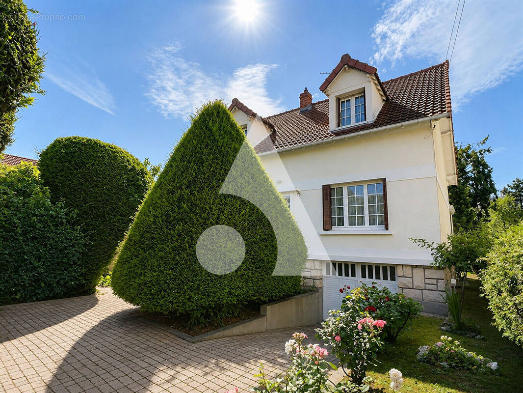 Maison à FRANCONVILLE