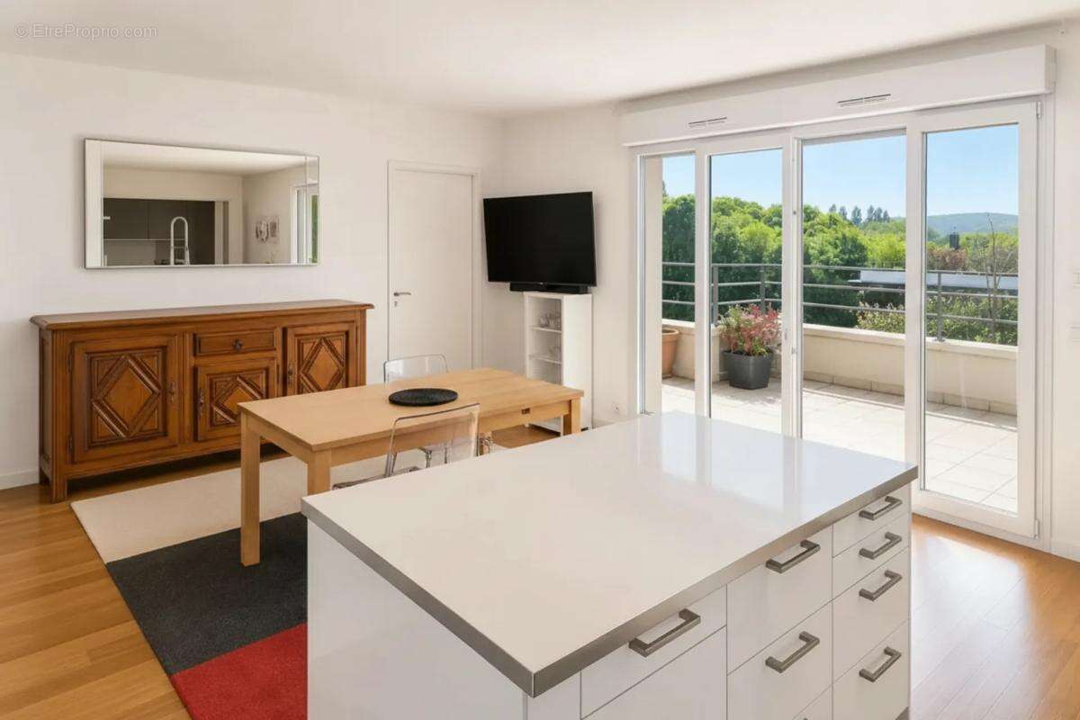Appartement à VILLEPREUX