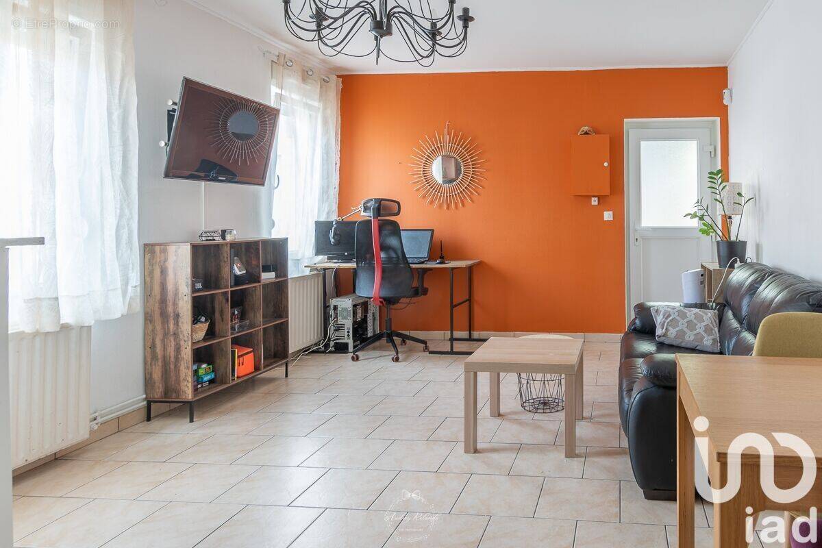 Photo 1 - Appartement à SCY-CHAZELLES