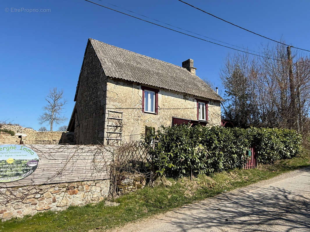Maison à CHARENSAT