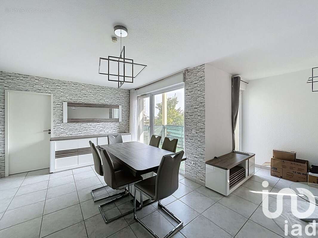 Photo 2 - Appartement à WOIPPY