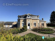 Maison à OHAIN