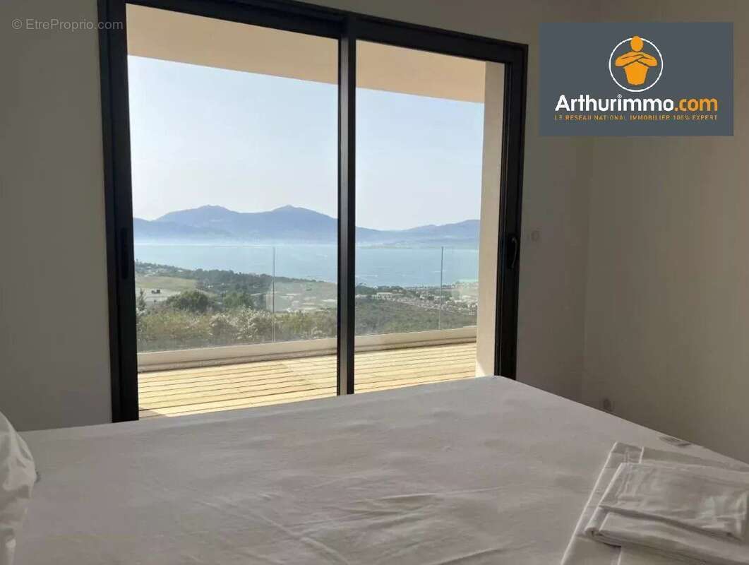 Appartement à GUARGUALE