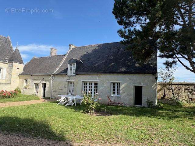 Maison 191 m² à Villebernier  - photo 3