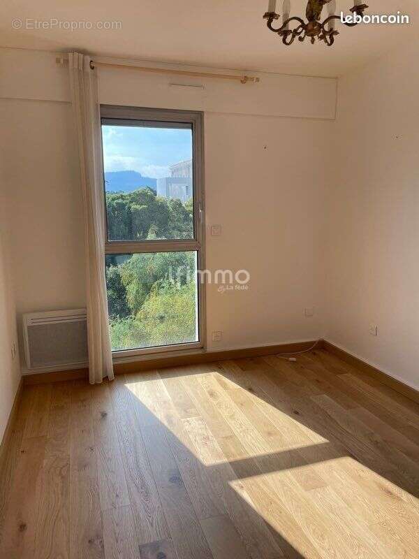 T2 57 m² – Résidence seniors avec services – Marseille 8ᵉ - photo 4