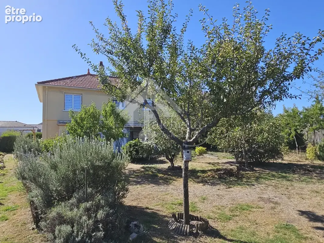 Maison sur sous-sol Lapalisse - photo 10