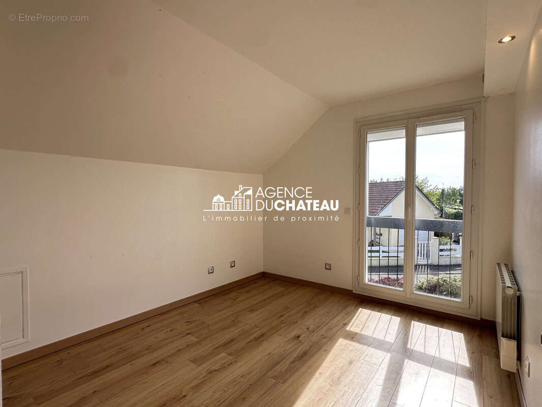 Maison à RUBELLES