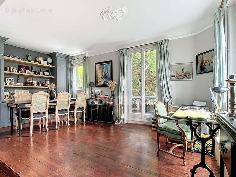 Maison à ASNIERES-SUR-SEINE