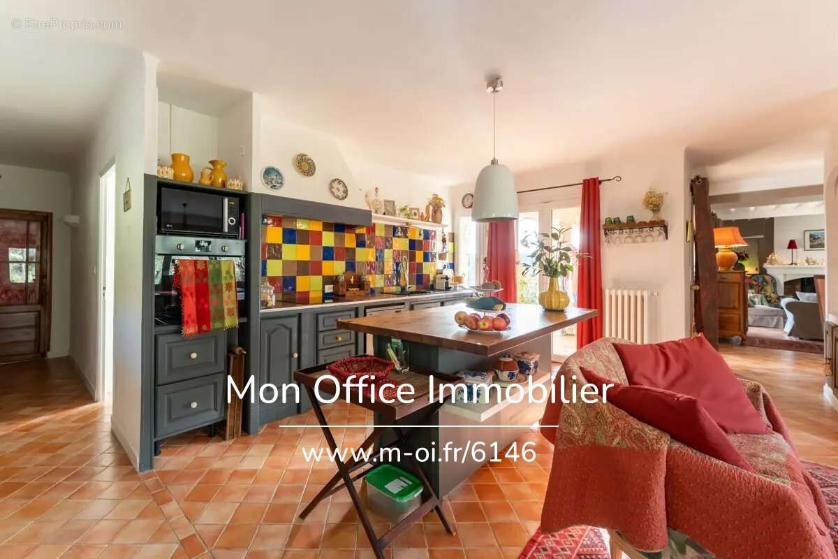 Maison à LOURMARIN