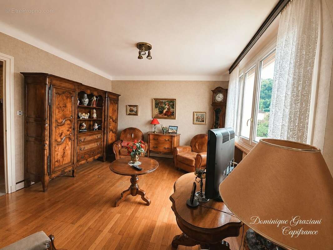 MAISON AUREC SUR LOIRE ,3 CHAMBRES,10MN Centre bourg Aurec sur Loire ,terrain plat et piscinable 935M2 - photo 6
