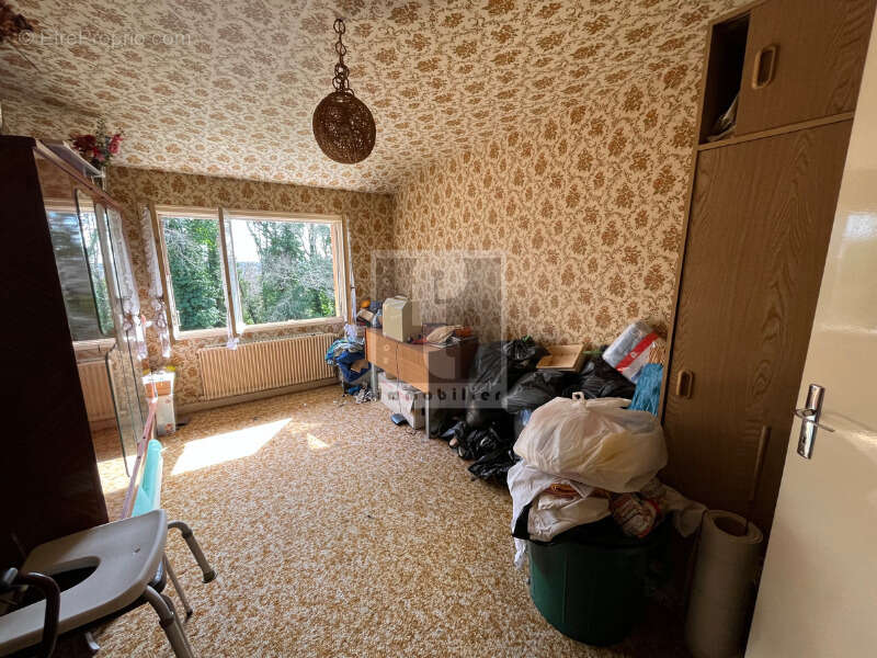 Maison à VERNOU-LA-CELLE-SUR-SEINE