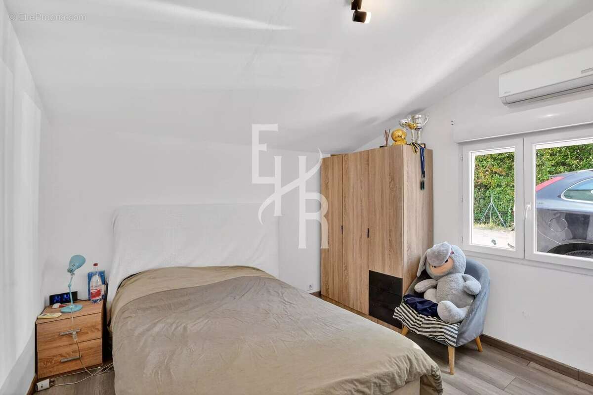 Maison à MOUGINS