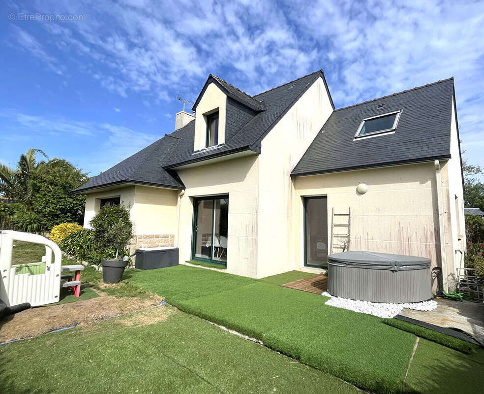 Maison à PLOMELIN