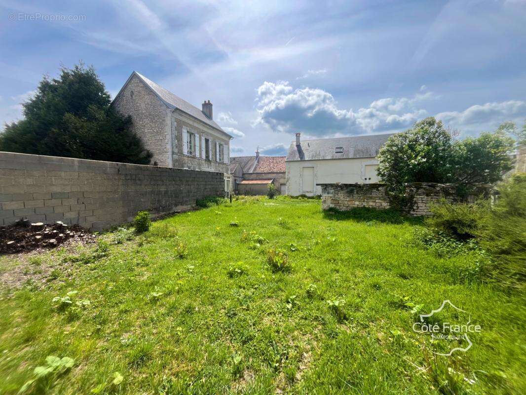 Maison bourgeoise avec vue dégagée   Calme, terrain et dépen - photo 7
