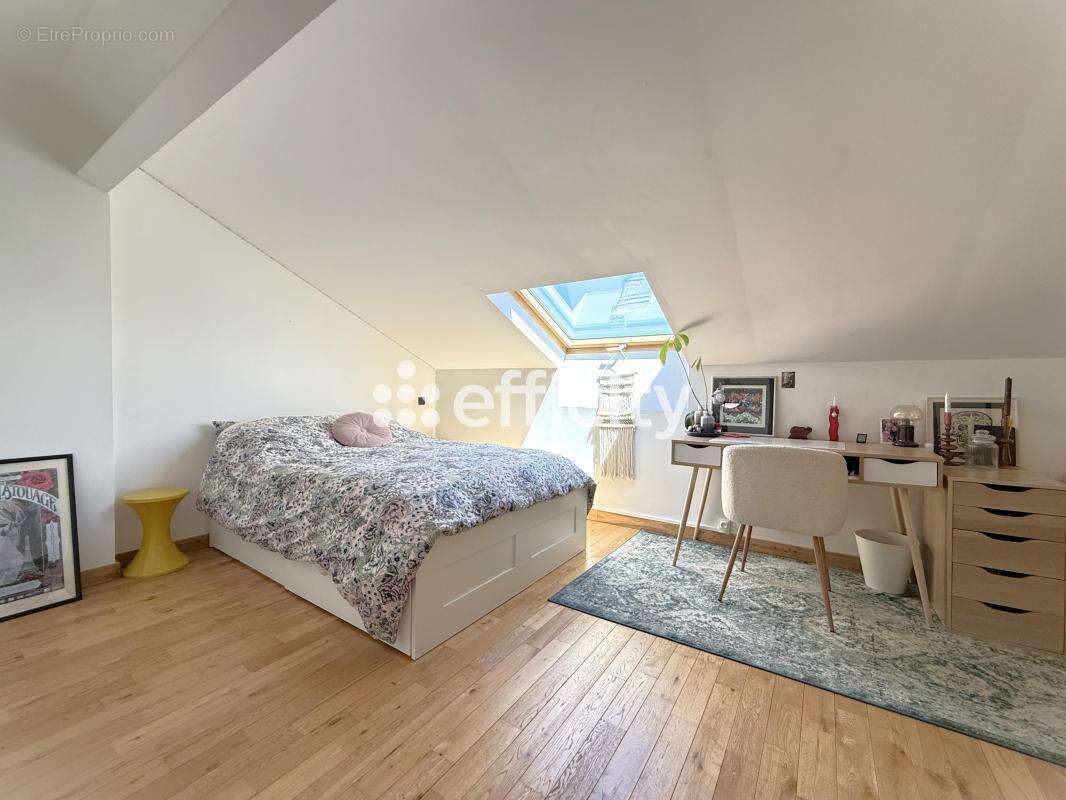 Appartement à LE PERREUX-SUR-MARNE