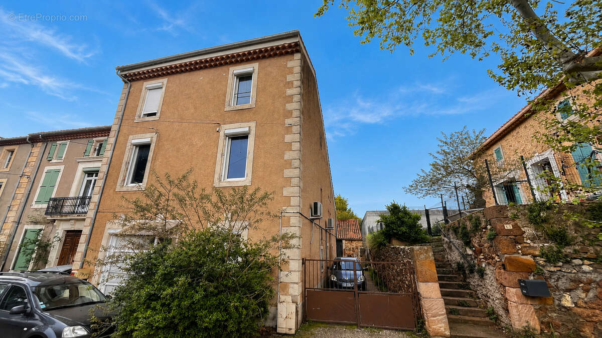 Maison à CRUZY