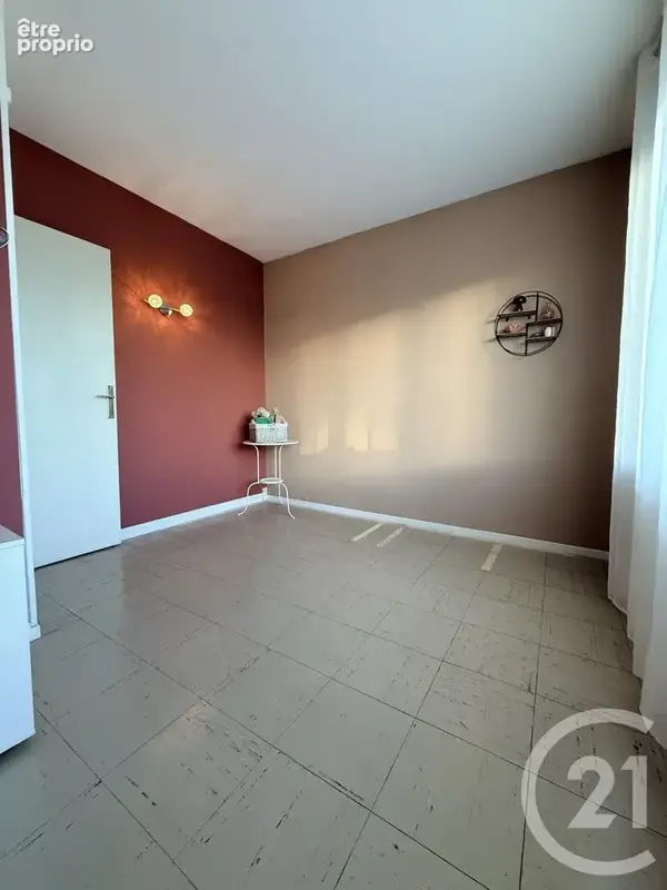 Appartement 4 pièces 67 m² à vendre à Saint-Quentin (02100) - photo 5