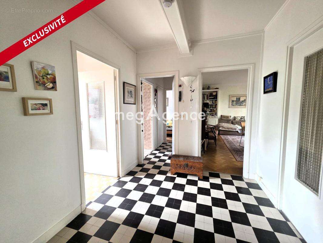 Appartement à LE PERREUX-SUR-MARNE