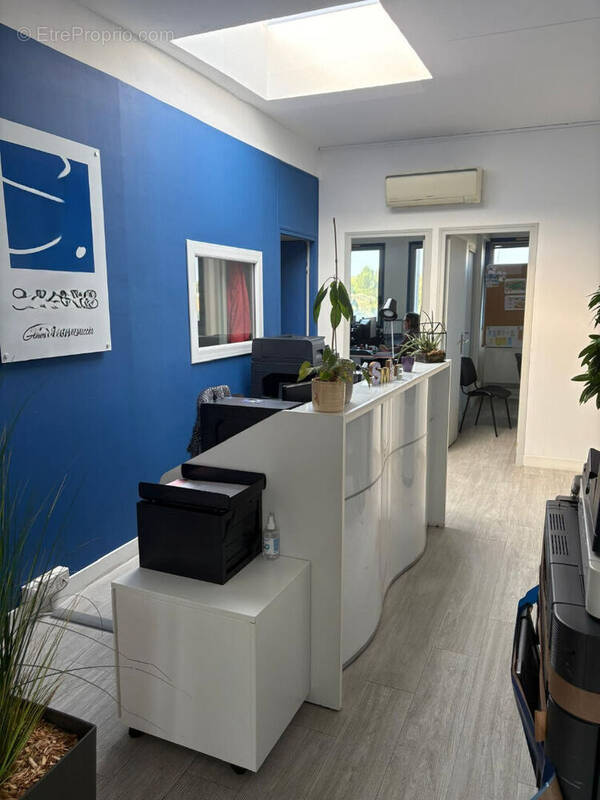 Commerce à LES ANGLES