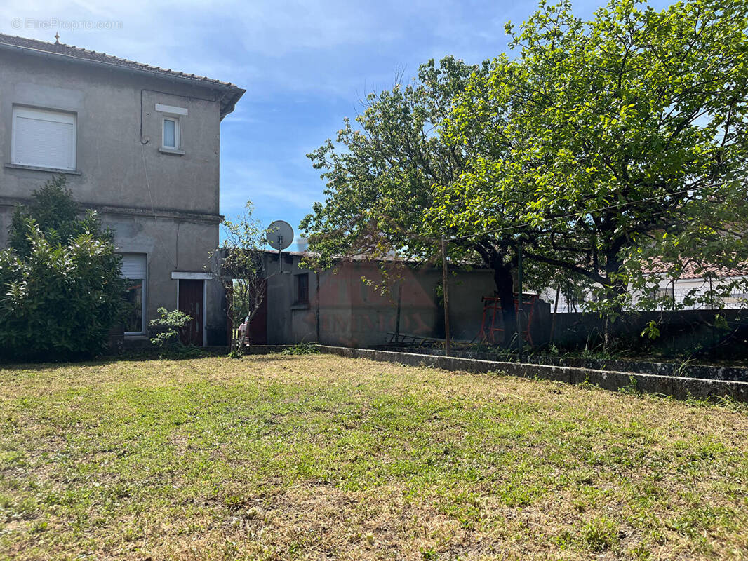 Maison à SALINDRES