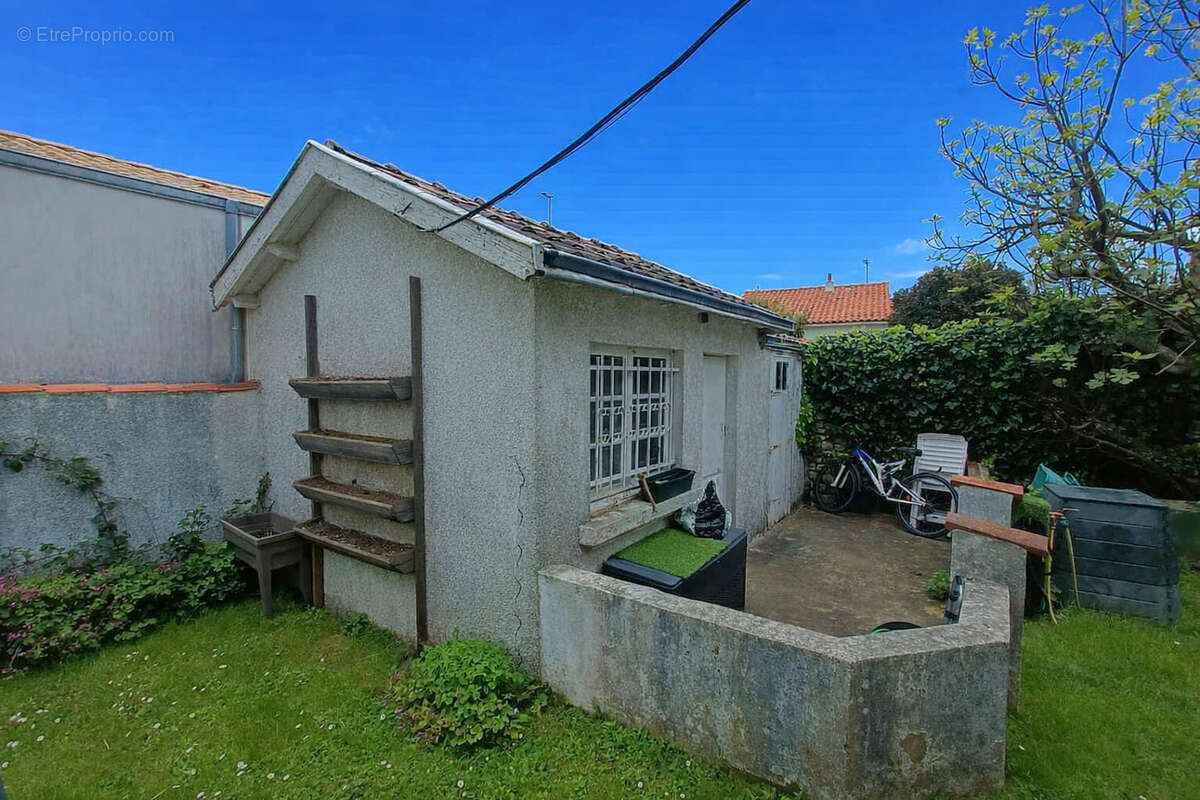Maison à DOMPIERRE-SUR-MER