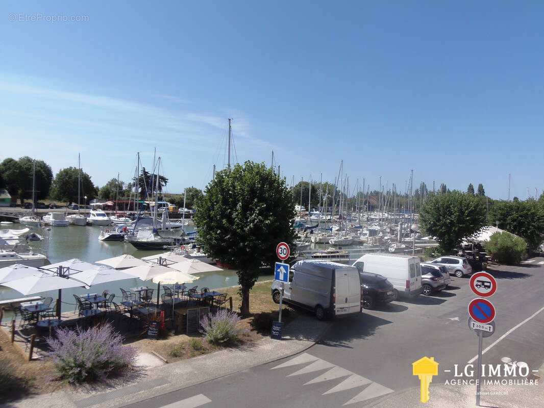 Appartement à MORTAGNE-SUR-GIRONDE