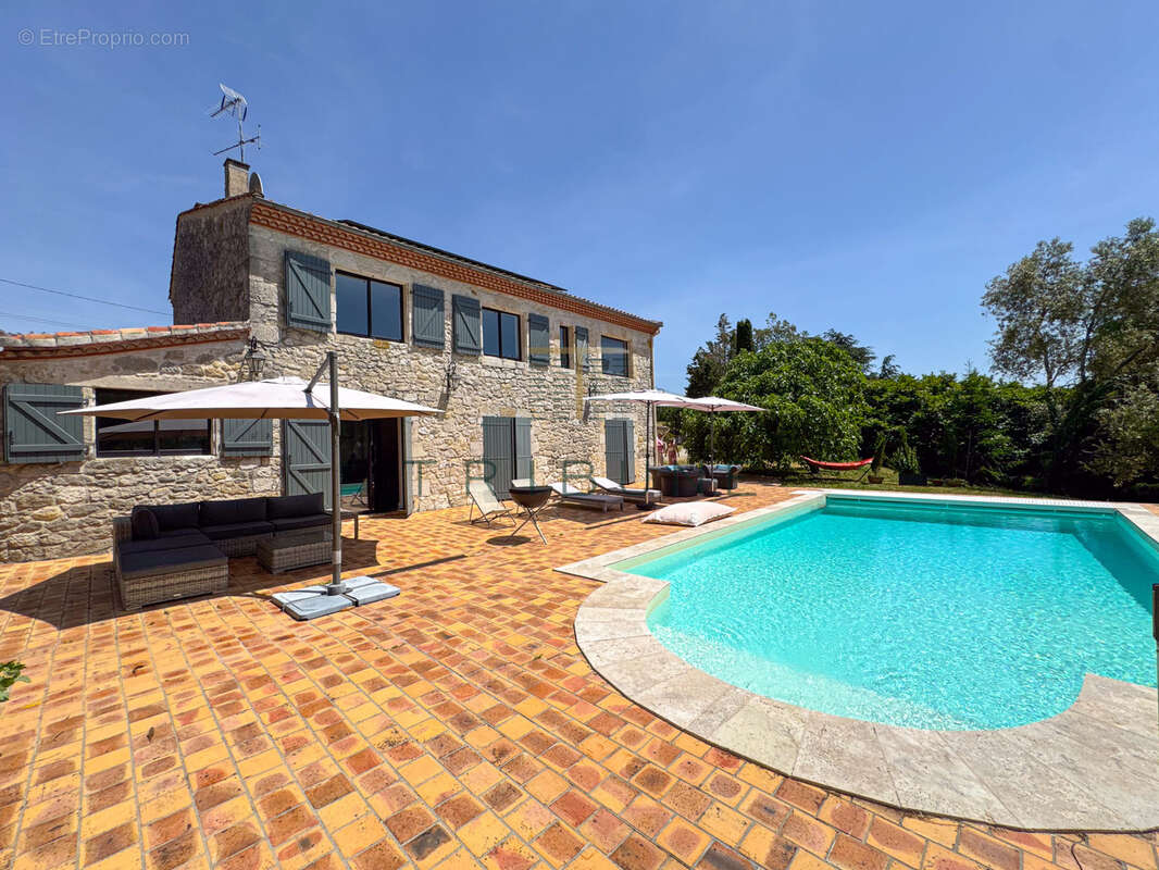 Maison à ROQUEFORT