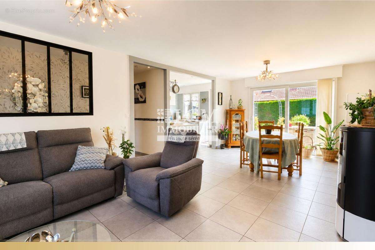 Calais – Petit Courgain – Plain-pied indépendant 3 chambres avec jardin et garage - photo 3