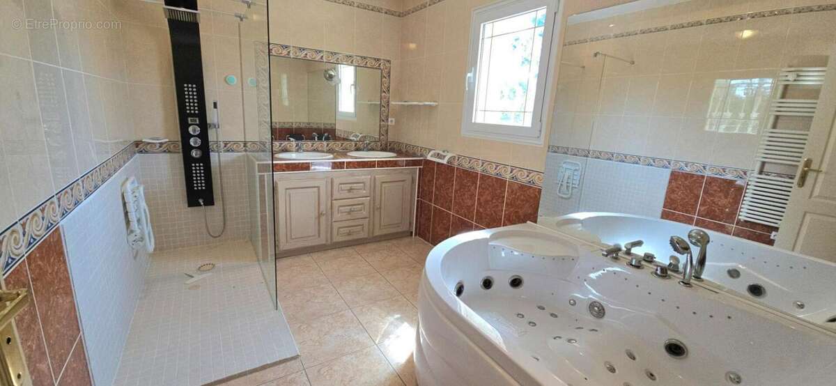 Maison à MARSAC-SUR-L'ISLE