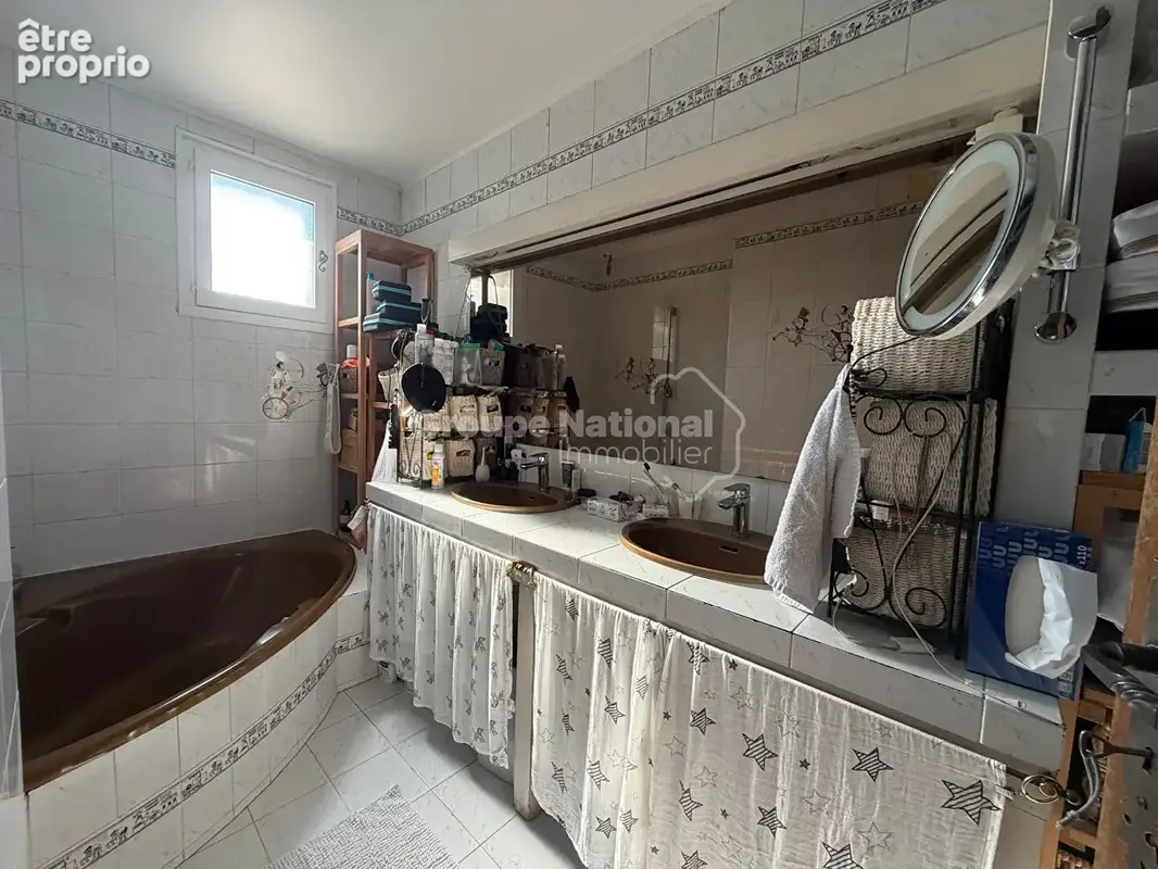 Clarensac Maison 4 chambres + bureau avec terrasse et piscine - photo 7