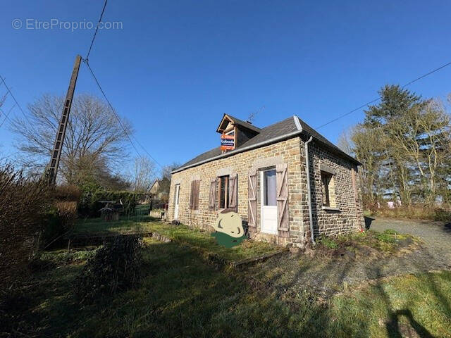 Maison à CHENEDOLLE