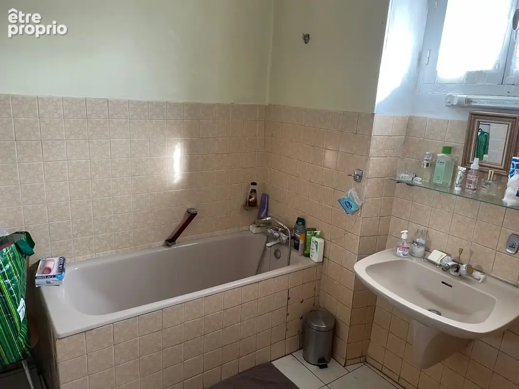 Vente -ensemble immobilier - 640 m2 - 389 000 € - photo 9
