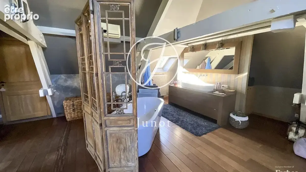 Wervicq-Sud - MONTAGNE - Maison - 6 pièces - 230 m² - 4 /5 chambres - Jardin - Garage - photo 7