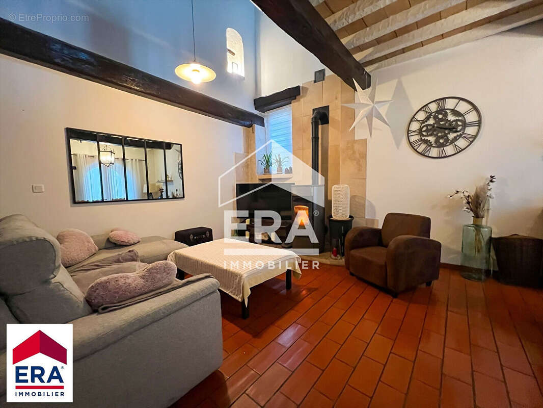 Maison à COURTHEZON