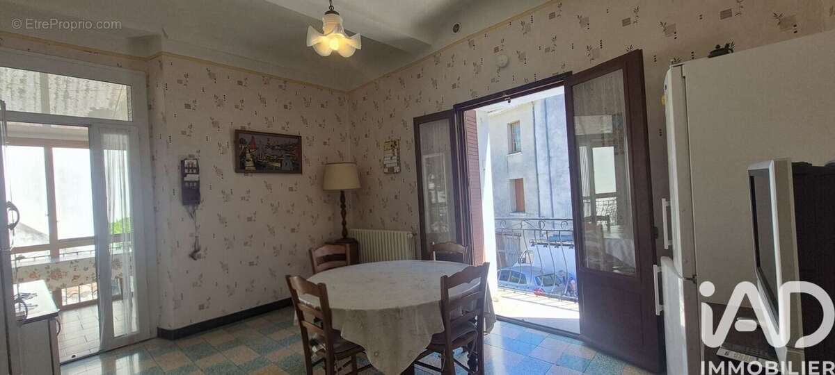 Maison 150 m² à Saint-Laurent-Le-Minier  - photo 4