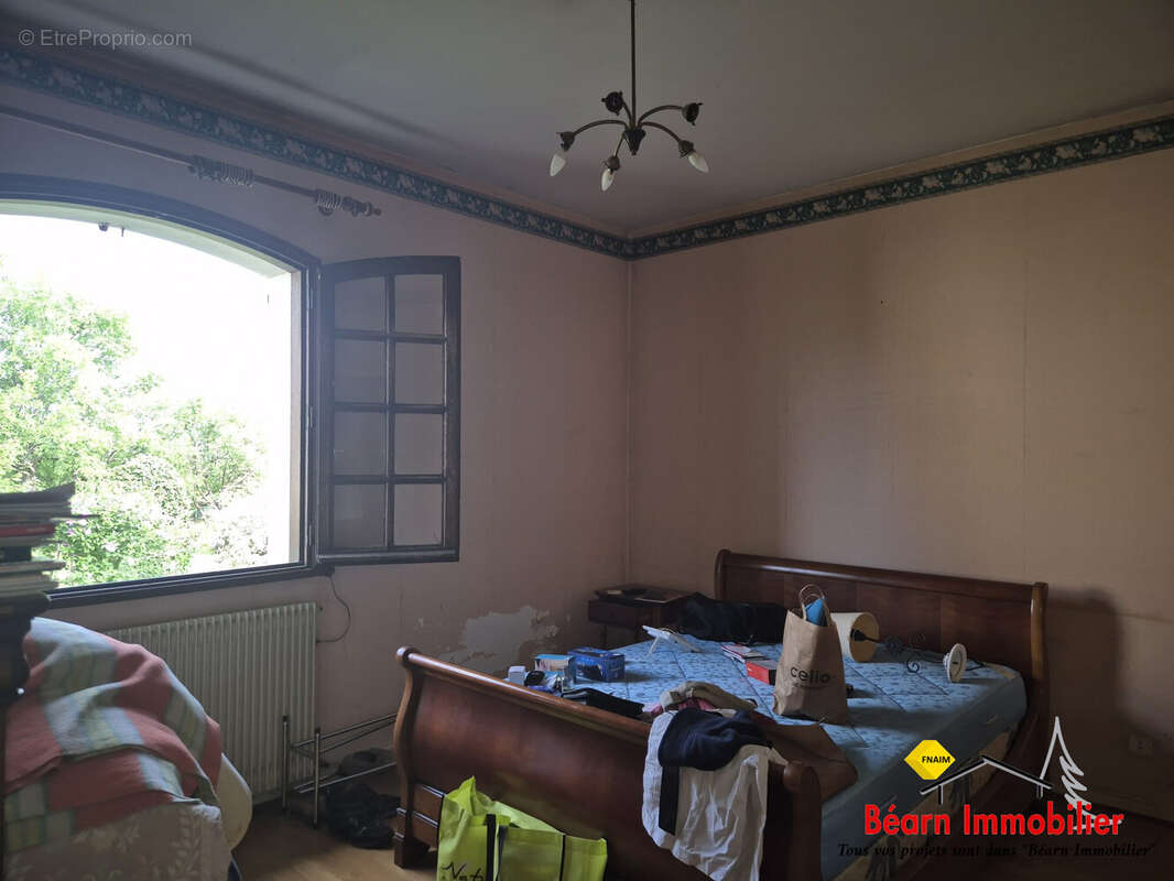 Maison 139 m² à Orthez  - photo 7
