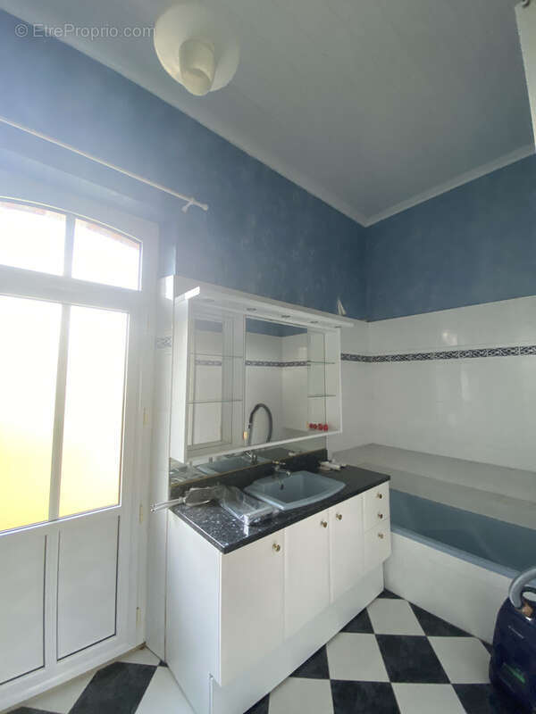 Maison à SAINT-HILAIRE-DE-RIEZ